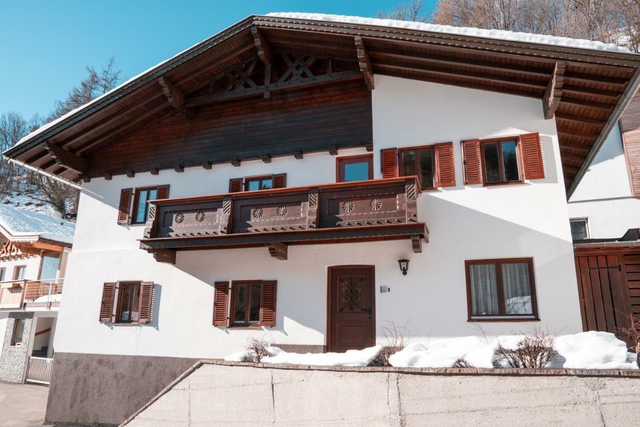 Traditionell-Modernes Haus In Hoetting Innsbruck Bagian luar foto